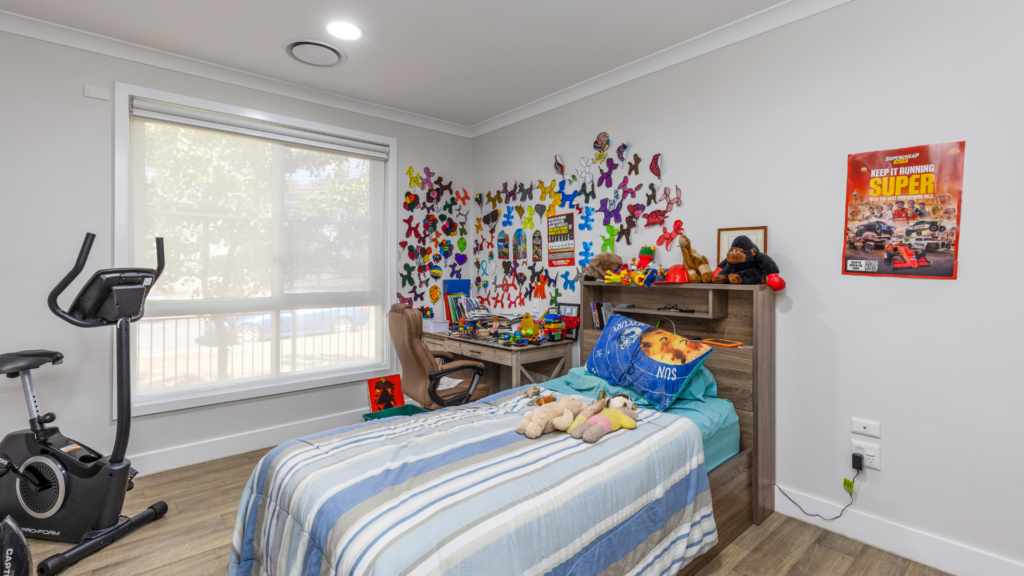 Wagga Wagga 124 Property Image - Room