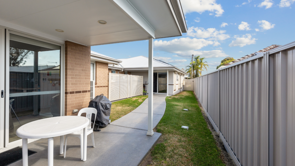 Wagga Wagga 124 Property Image - Back