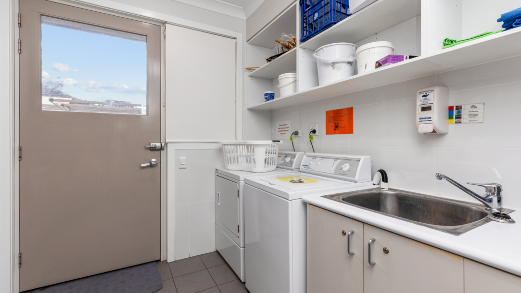 Wagga Wagga 124 Property Image - Laundry