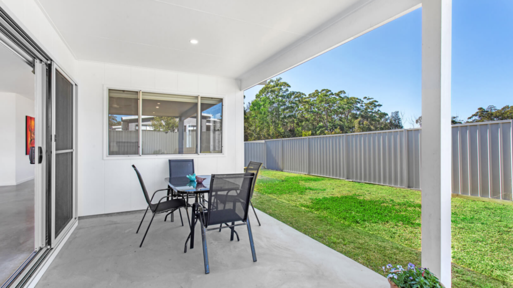 Wallabi Point 150 Property Image - Courtyard