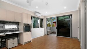 North Parramatta 87 Property Image - Kitchen