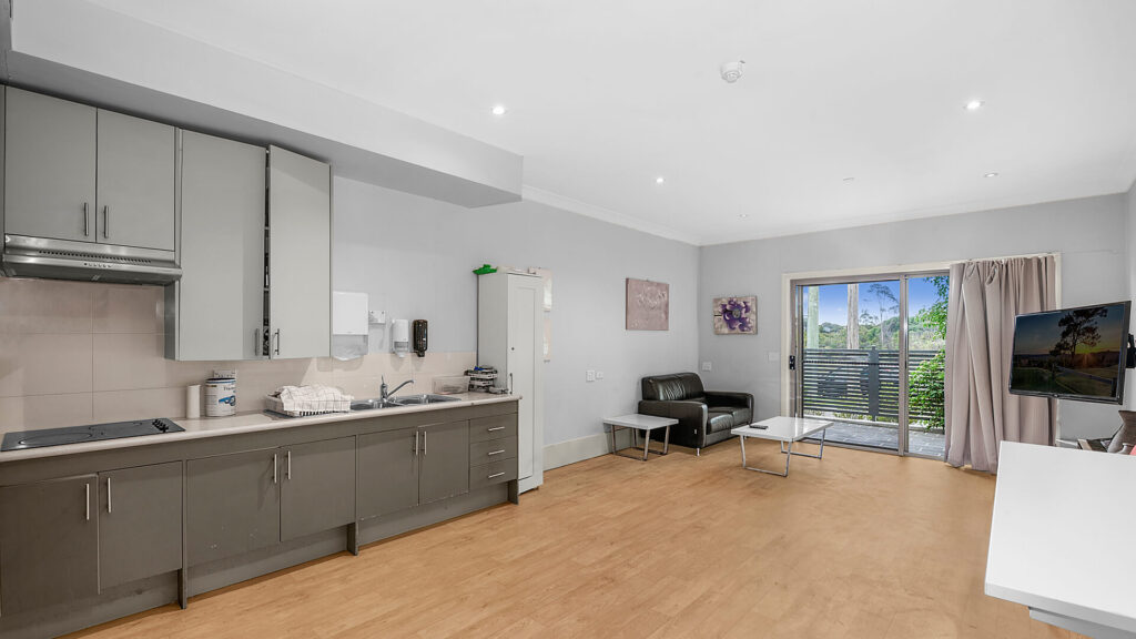 Guildford 25 Property Image - Kitchen
