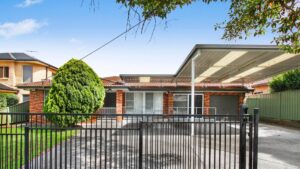 House in Roselands