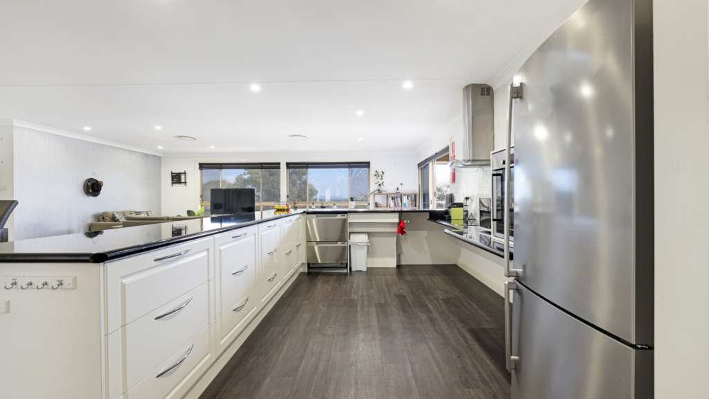 North Tamworth 117 Property Image - kitchen